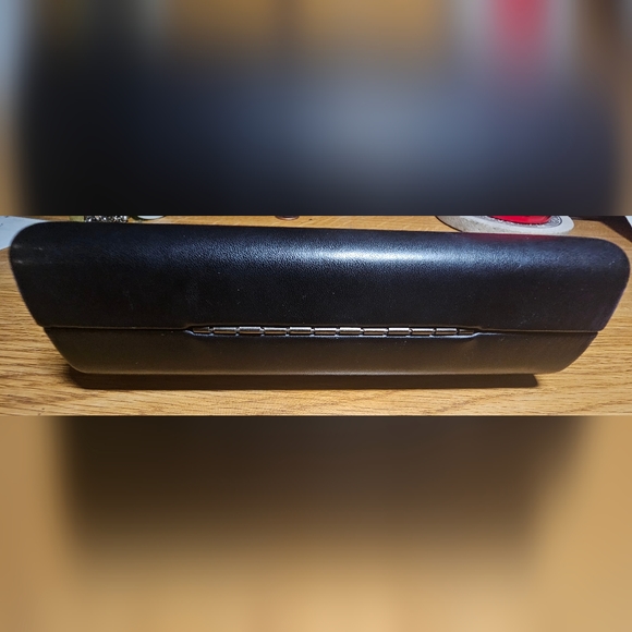 Y2K Bebe branded black sunglasses eyeglasses case - Picture 5 of 5